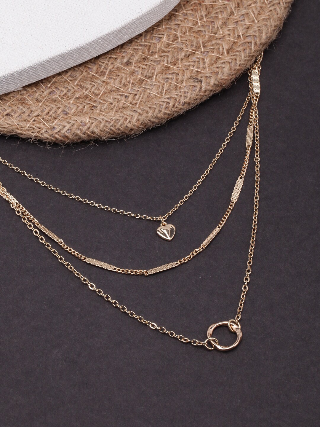

DIVA WALK Gold-Plated Layered Necklace