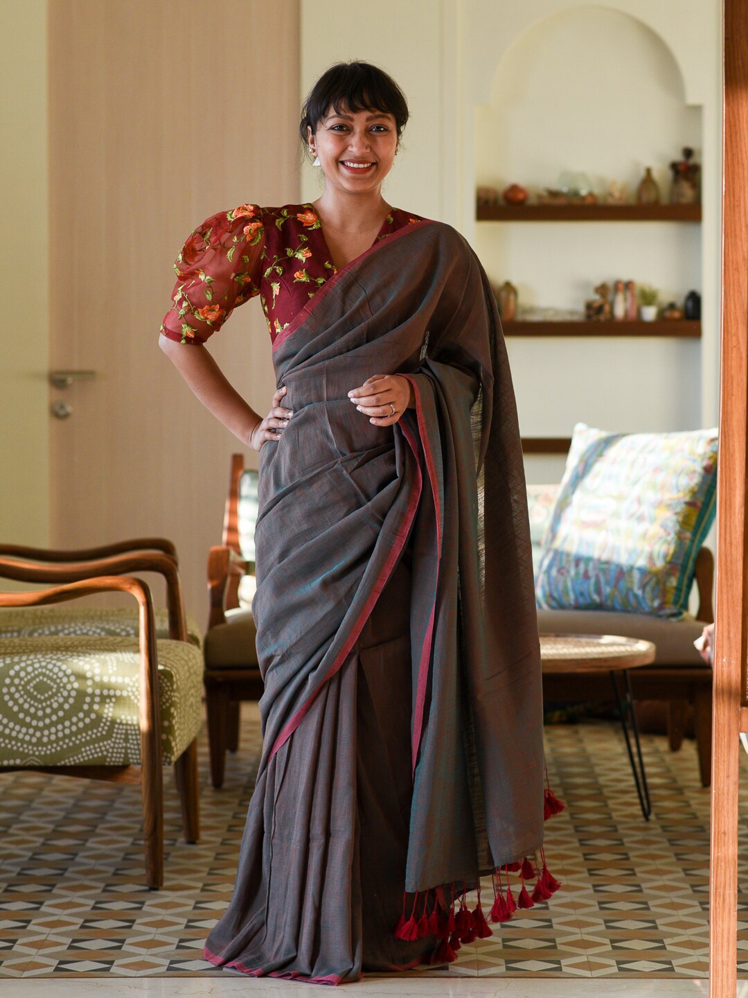 

Suta Grey & Brown Cotton Blend Saree