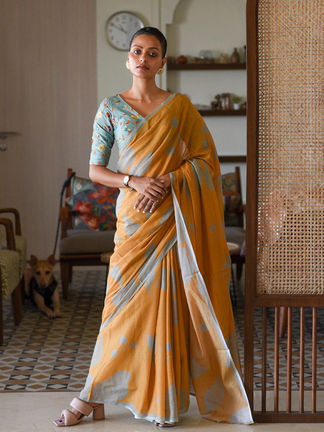 

Suta Yellow & Grey Floral Printed Pure Cotton Saree