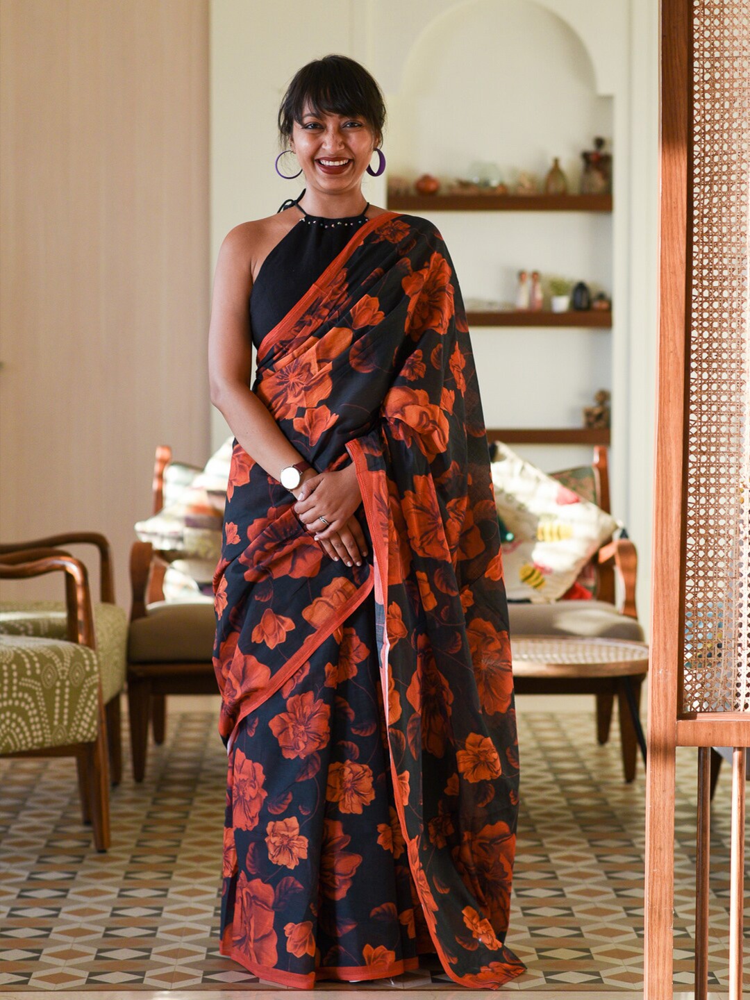 

Suta Blue & Orange Floral Printed Pure Cotton Saree
