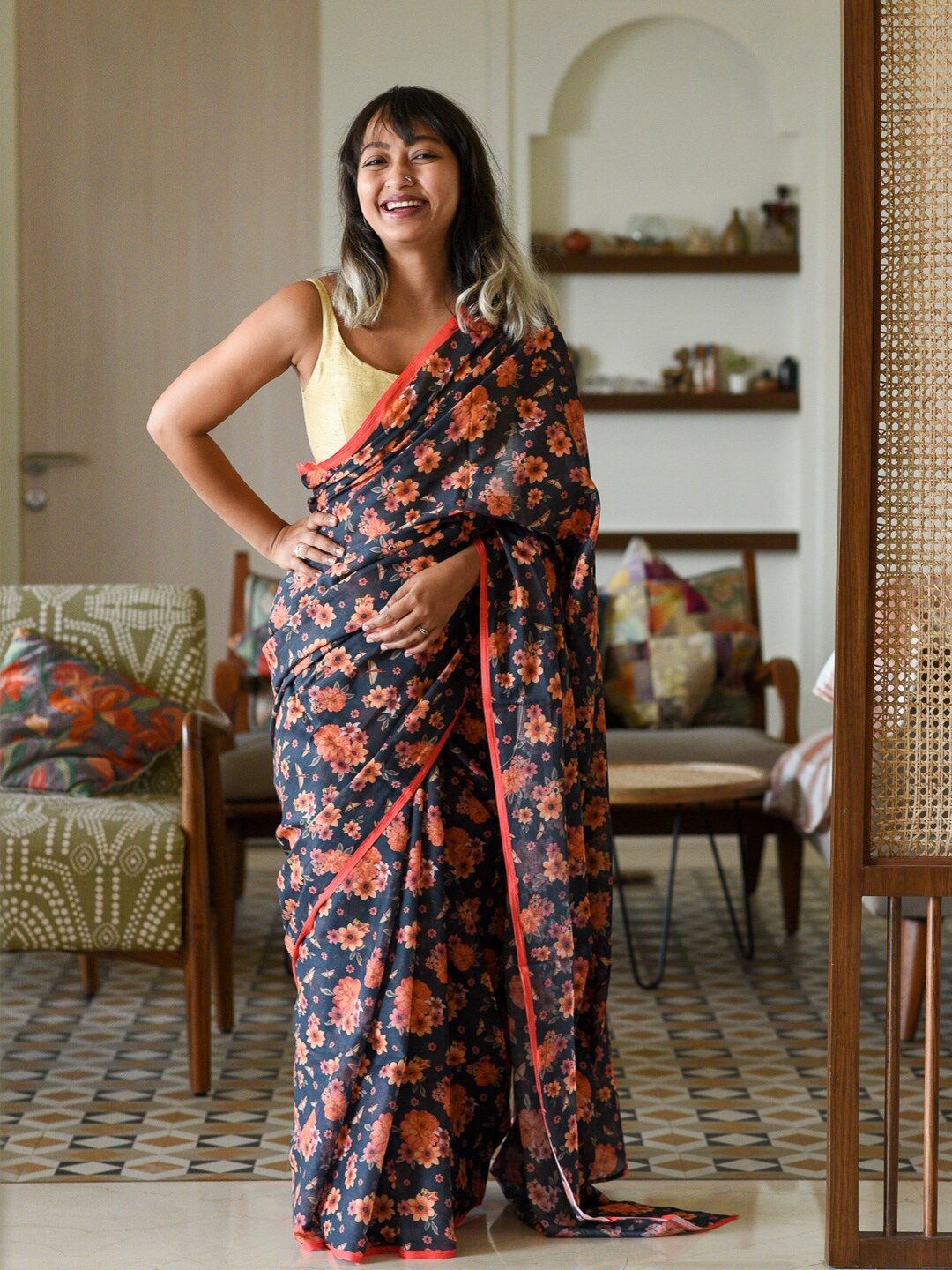 

Suta Floral Printed Pure Cotton Saree, Navy blue