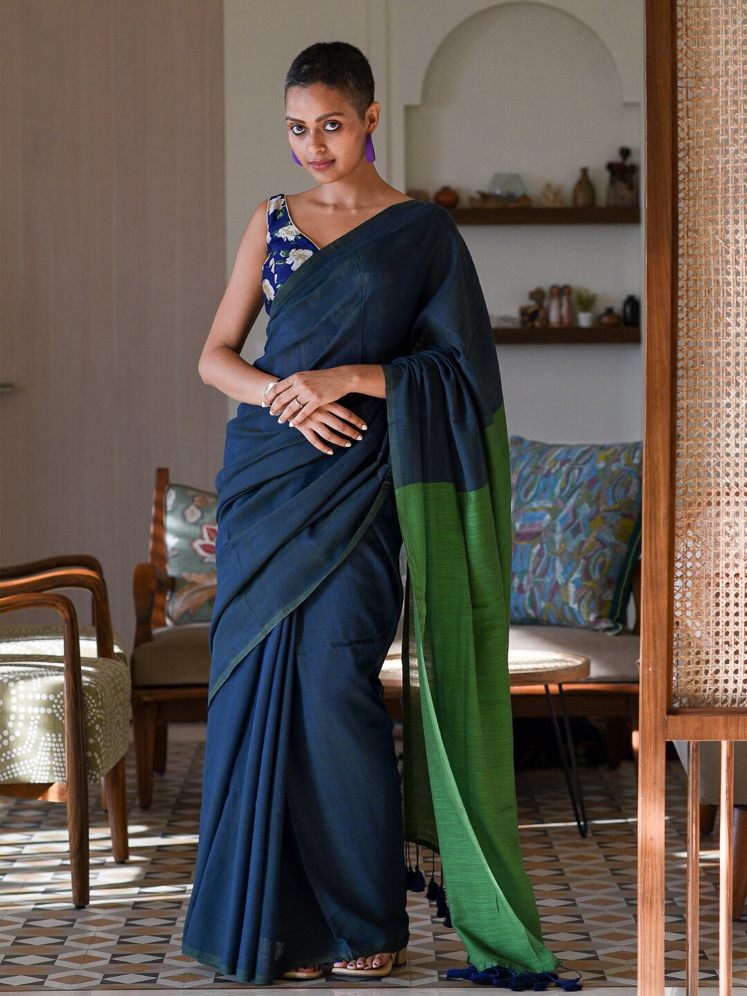 

Suta Colourblocked Cotton Blend Saree, Teal