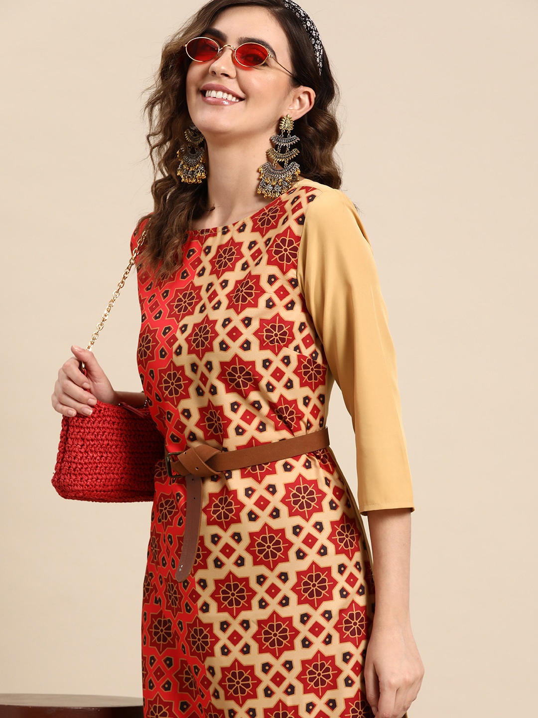 

Sangria Beige & Orange Floral Printed Kurti