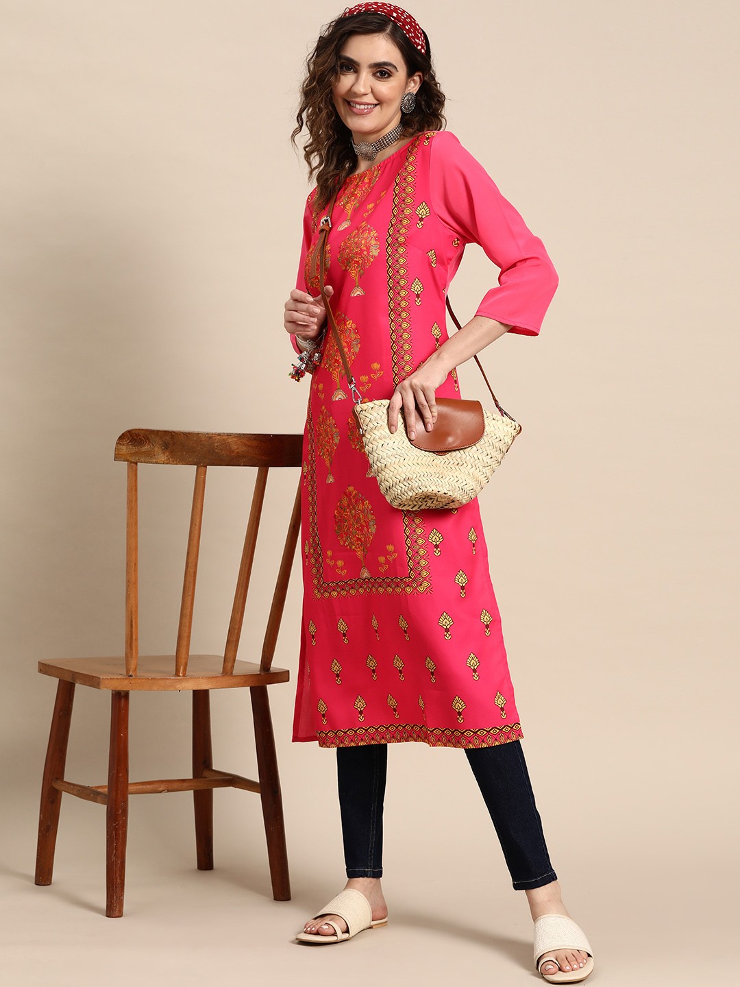 

Sangria Pink Floral Printed Kurti