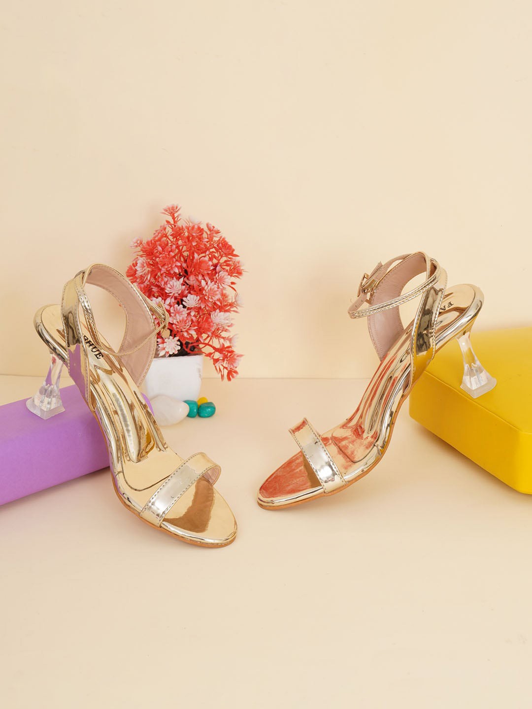 

FABBHUE Open Toe Block Heels With Backstrap, Gold