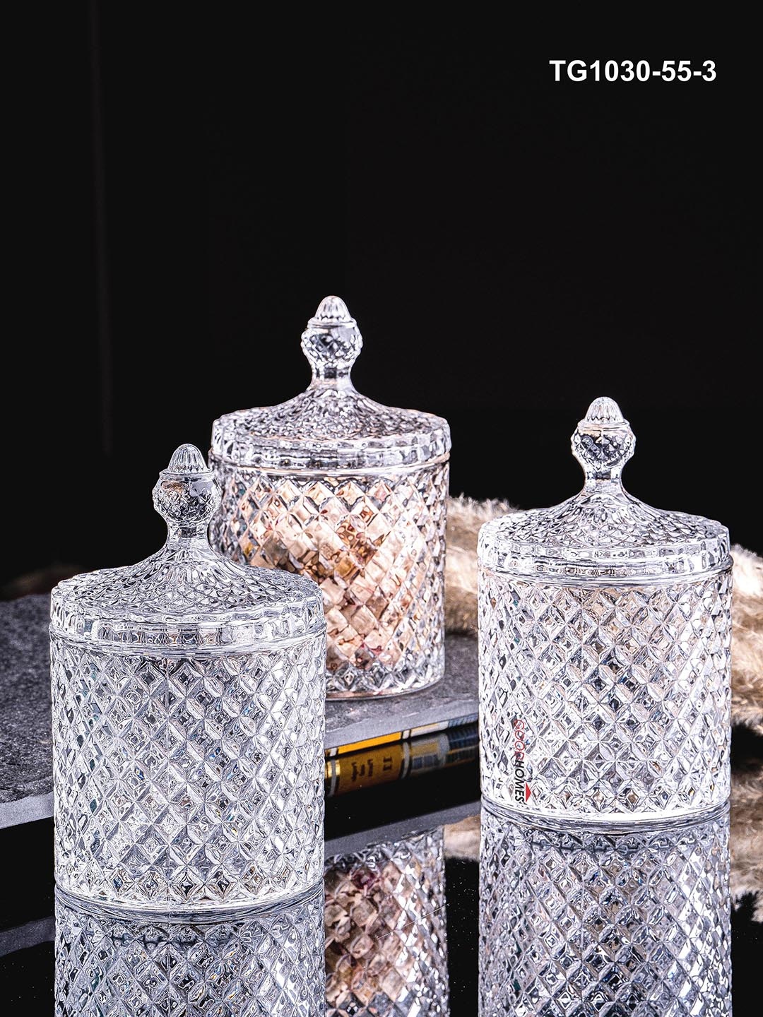 

GOODHOMES Transparent 3 Pieces Textured Candy Jar With Glass Lid - 550ml Each