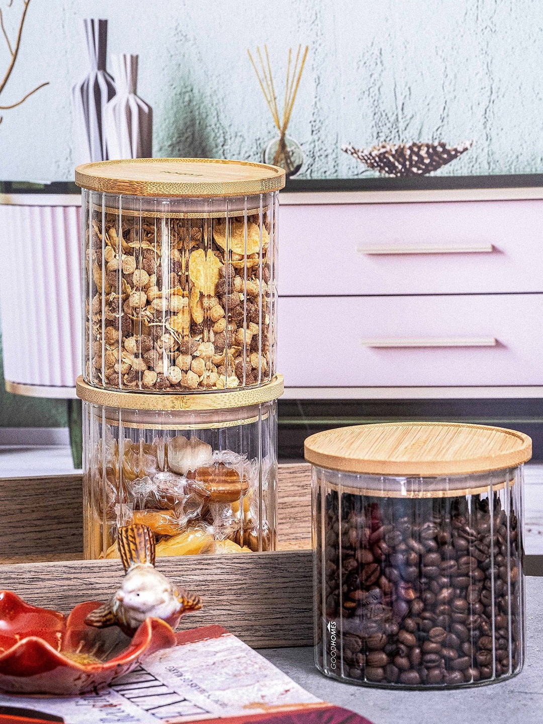 

GOODHOMES Transparent 3 Pieces Textured Glass Jar & Wooden Lid - 685 ML Each