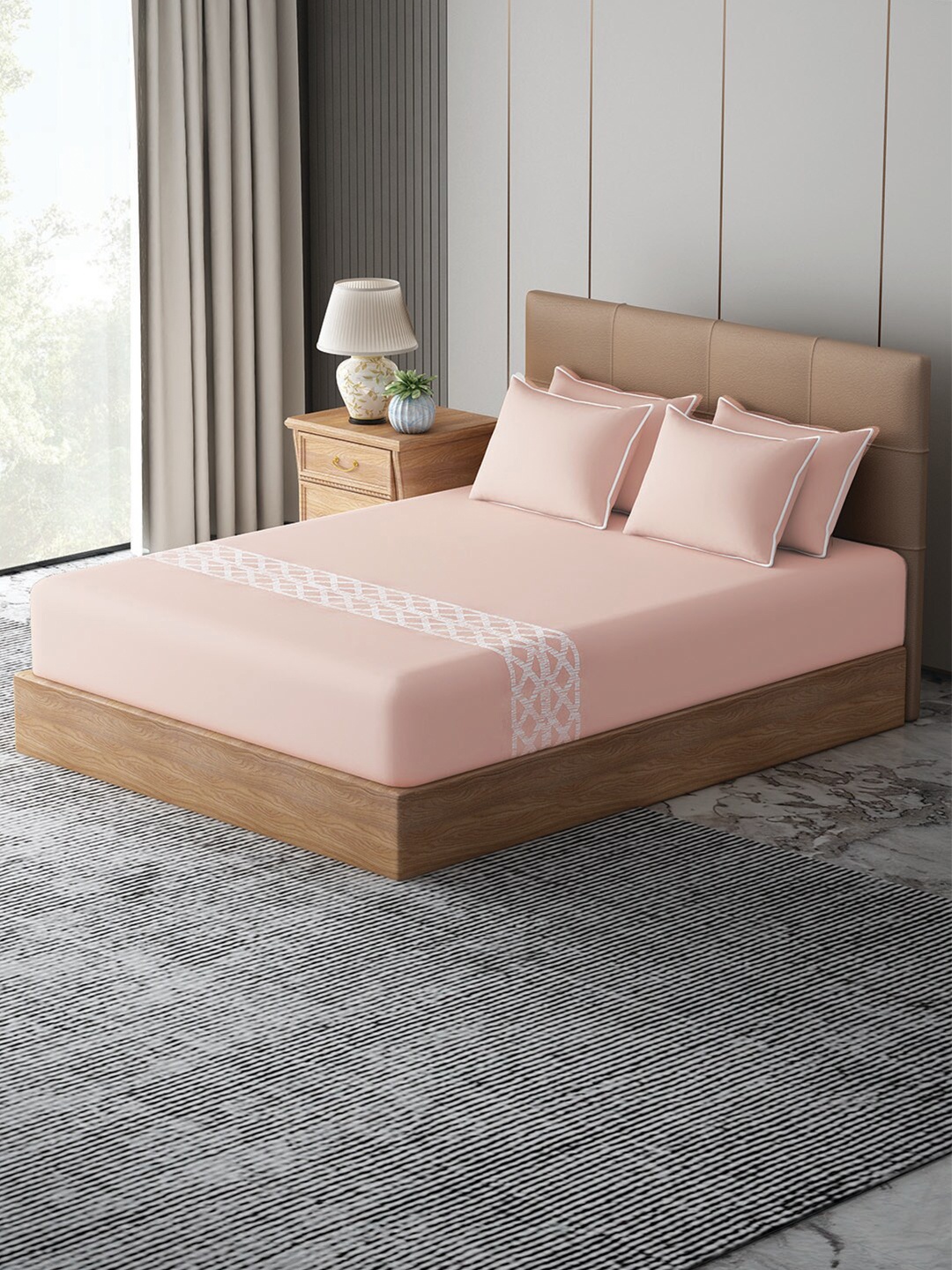 

GM Pink & White Cotton 210 TC King Bedsheet With 2 Pillow Covers