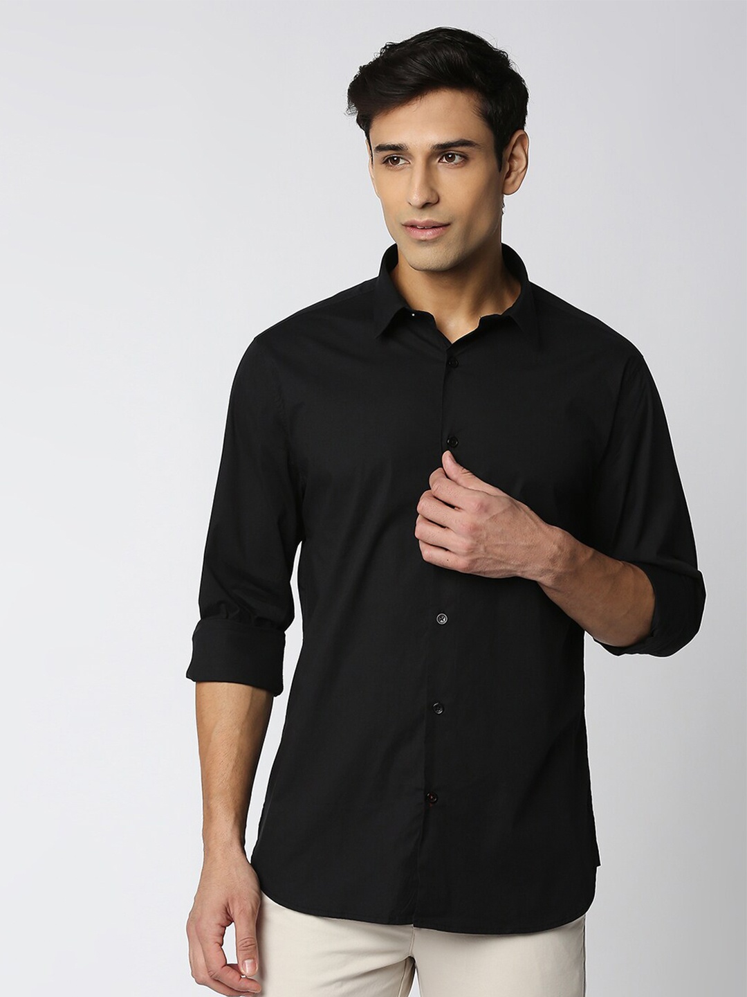 

DRAGON HILL Slim Fit Spread Collar Casual Shirt, Black