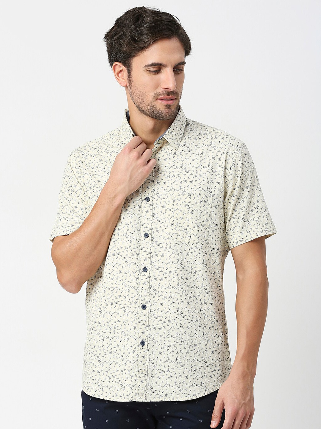 

DRAGON HILL Micro Ditsy Printed Spread Collar Cotton Casual Shirt, Yellow