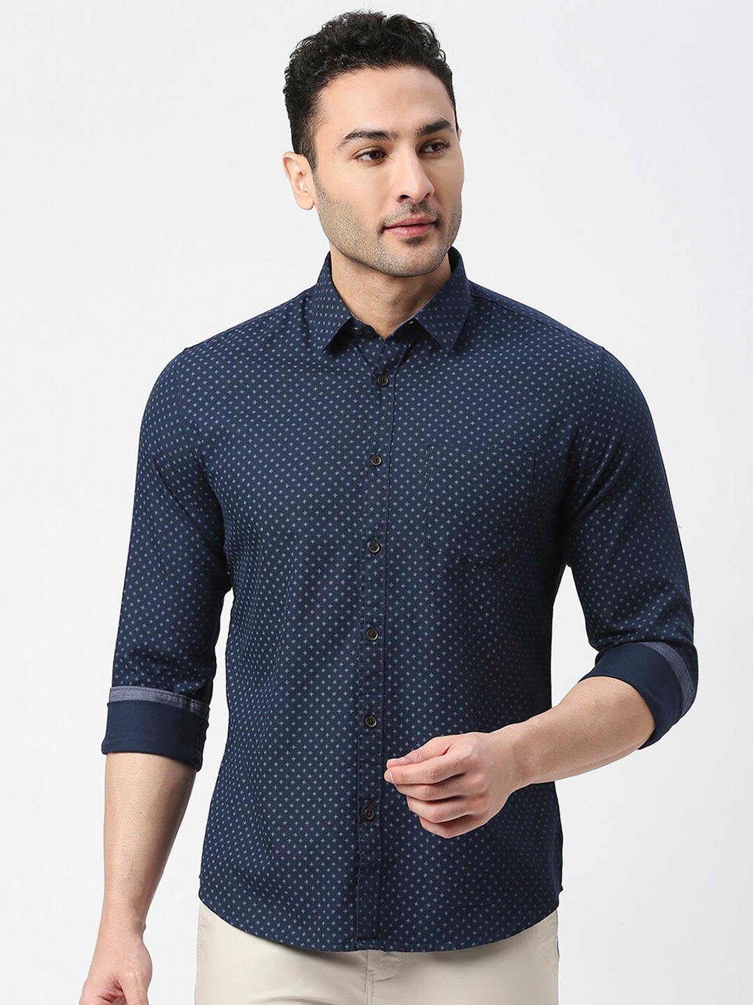 

DRAGON HILL Blue Slim Fit Micro Ditsy Printed Cotton Casual Shirt, Navy blue