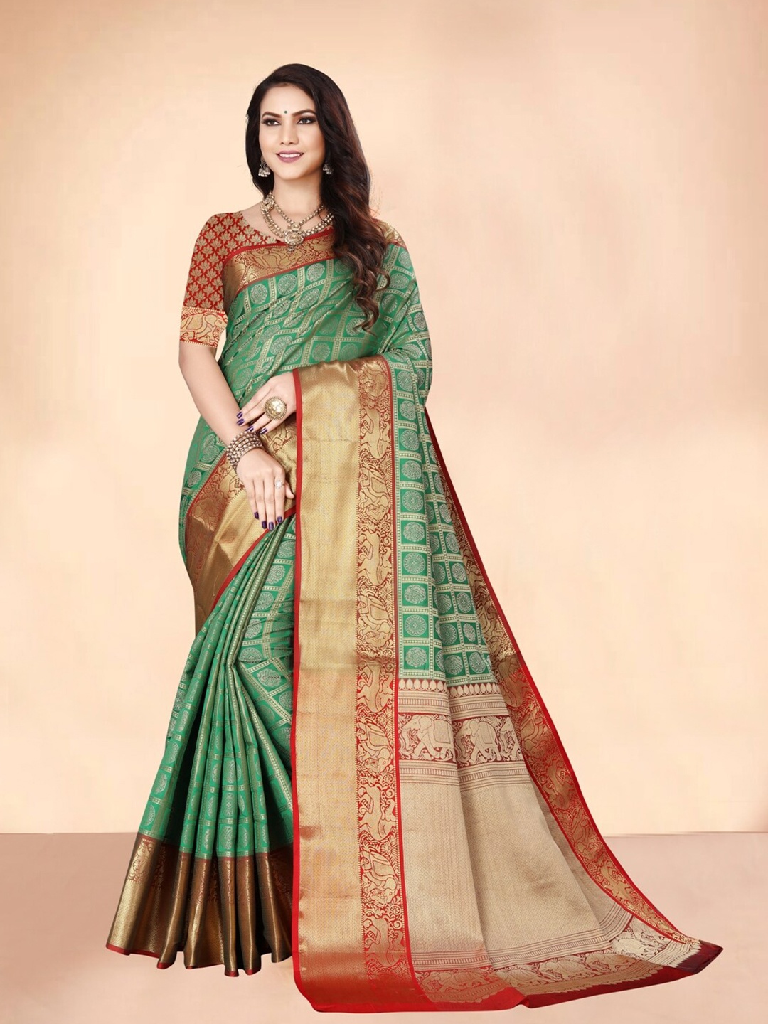 

AVANTIKA FASHION Ethnic Motifs Woven Design Zari Pure Silk Kanjeevaram Saree, Green