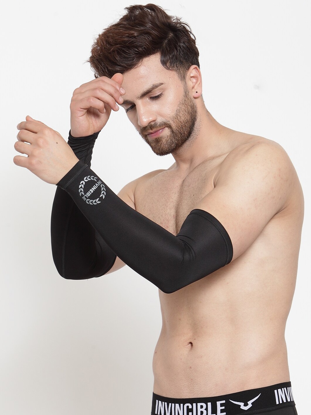 

Invincible Men Tech Arm Protector Sleeves, Black