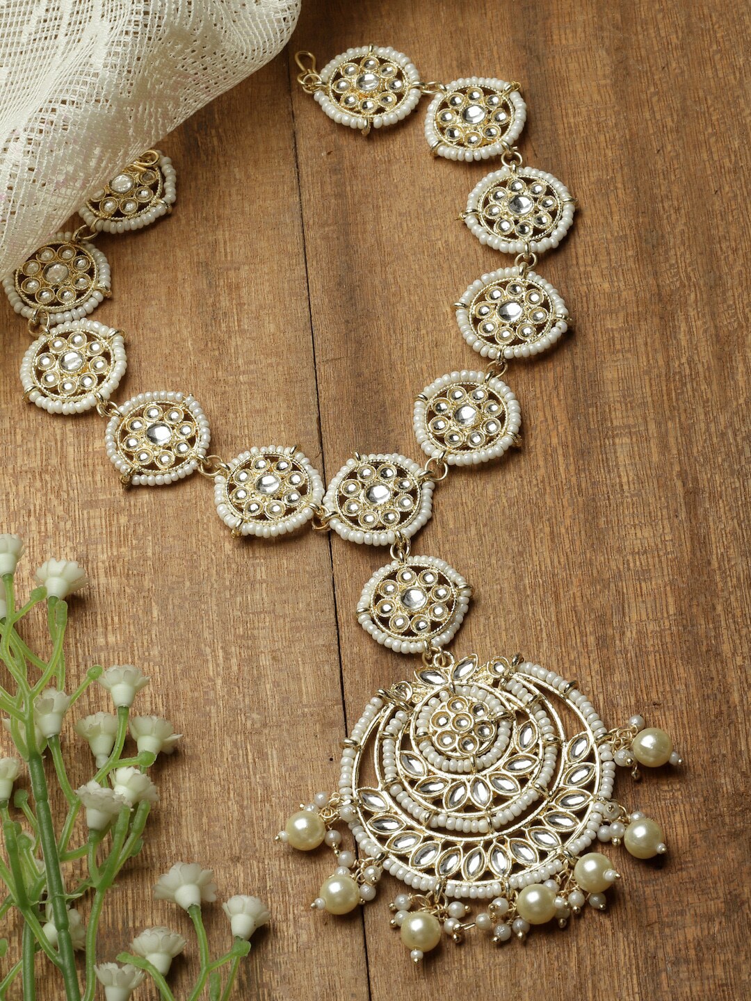 

ZENEME Gold-Plated Kundan-Studded & Beaded Sheeshphool