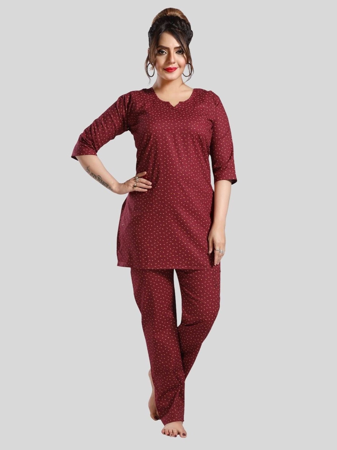 

Fabme Floral Printed Night Suit, Maroon
