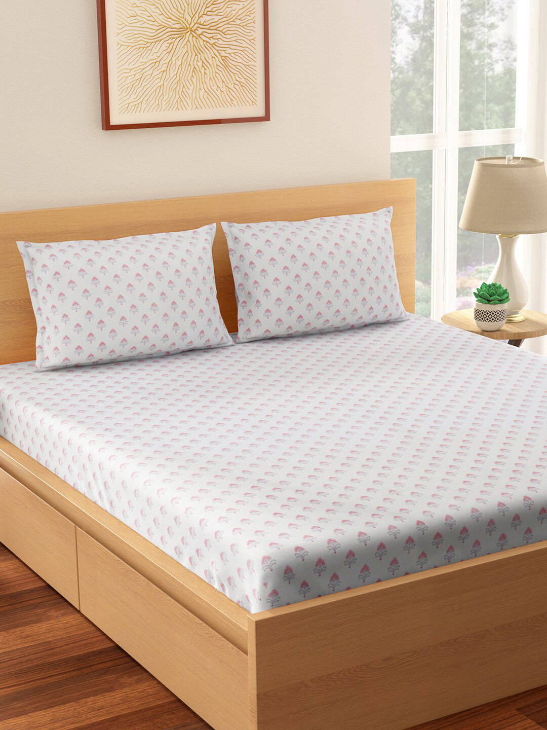 

Living scapes by Pantaloons Pink & Grey Floral 144 TC King Bedsheet & 2 Pillow Covers