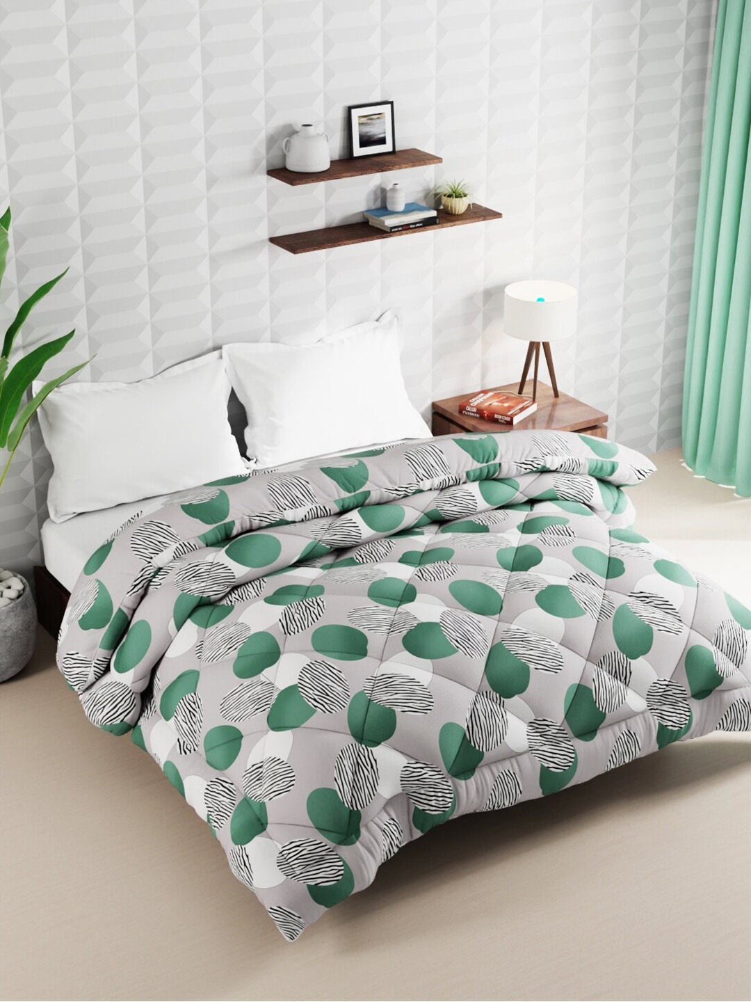 

BIANCA Grey & Green Geometric Microfiber AC Room 120 GSM Double Bed Comforter