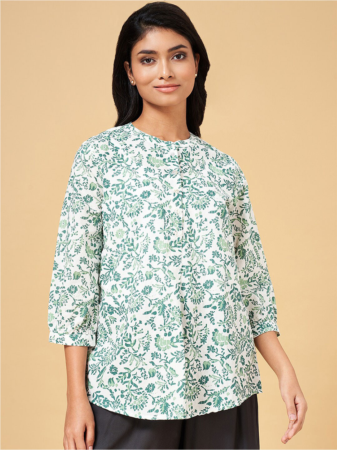 

AKKRITI BY PANTALOONS Mandarin Collar Floral Printed Cotton Tunic, Green
