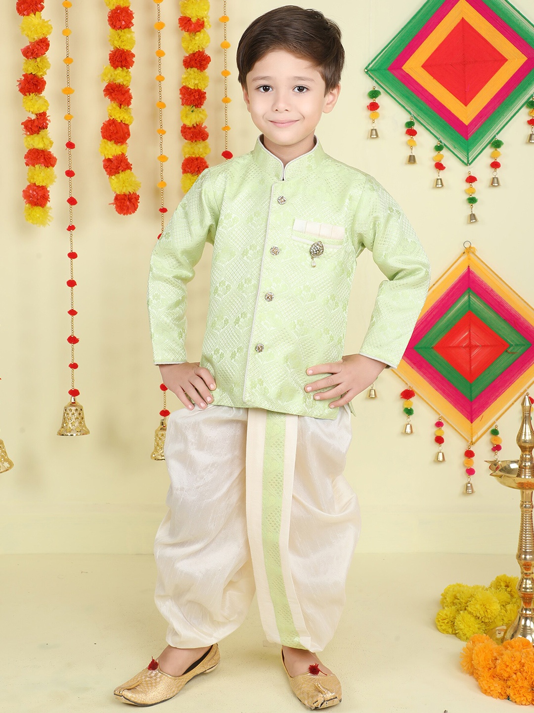 

Jeetethnics Boys Mandarin Collar Woven Design Kurta with Dhoti Pants, Green