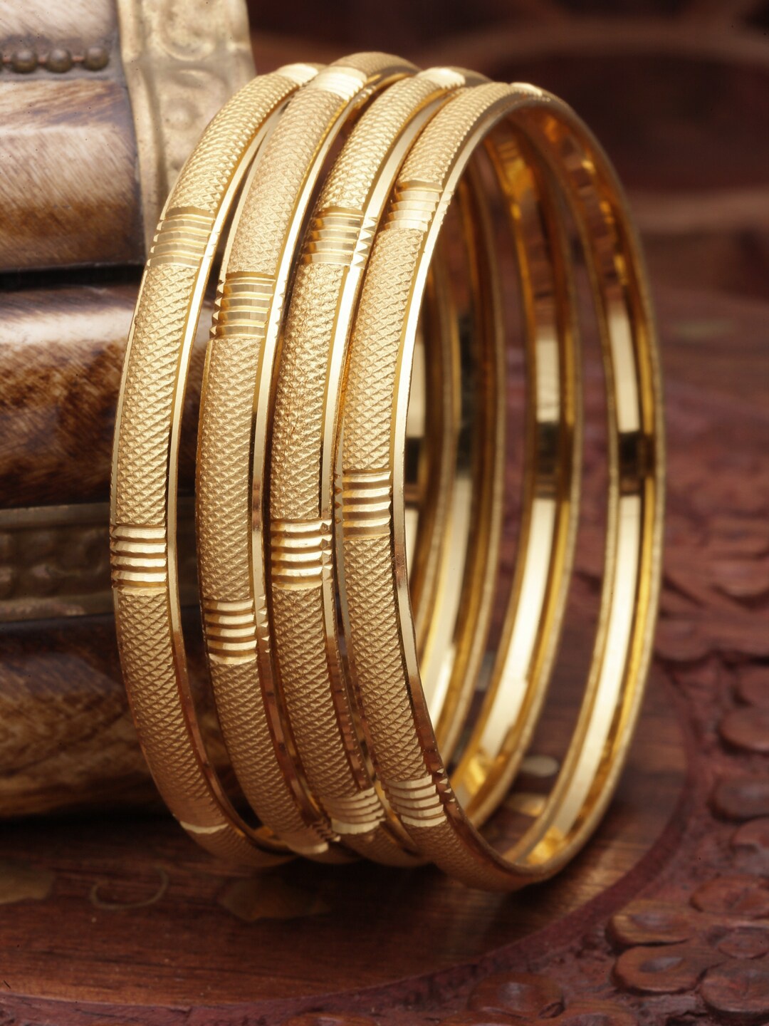 

ZENEME Set Of 4 Gold-Plated Textured Bangles