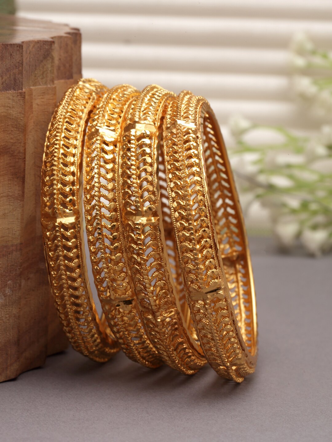 

ZENEME Set Of 4 Gold-Plated Textured Bangles