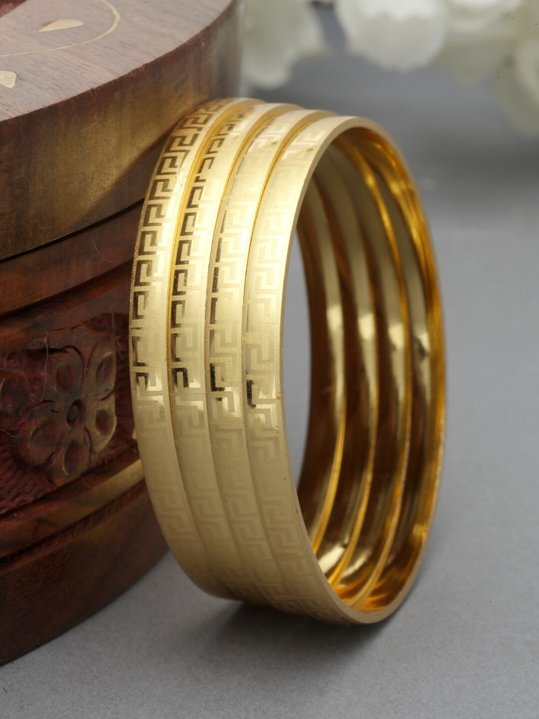 

ZENEME Set Of 4 Gold-Plated Textured Bangles