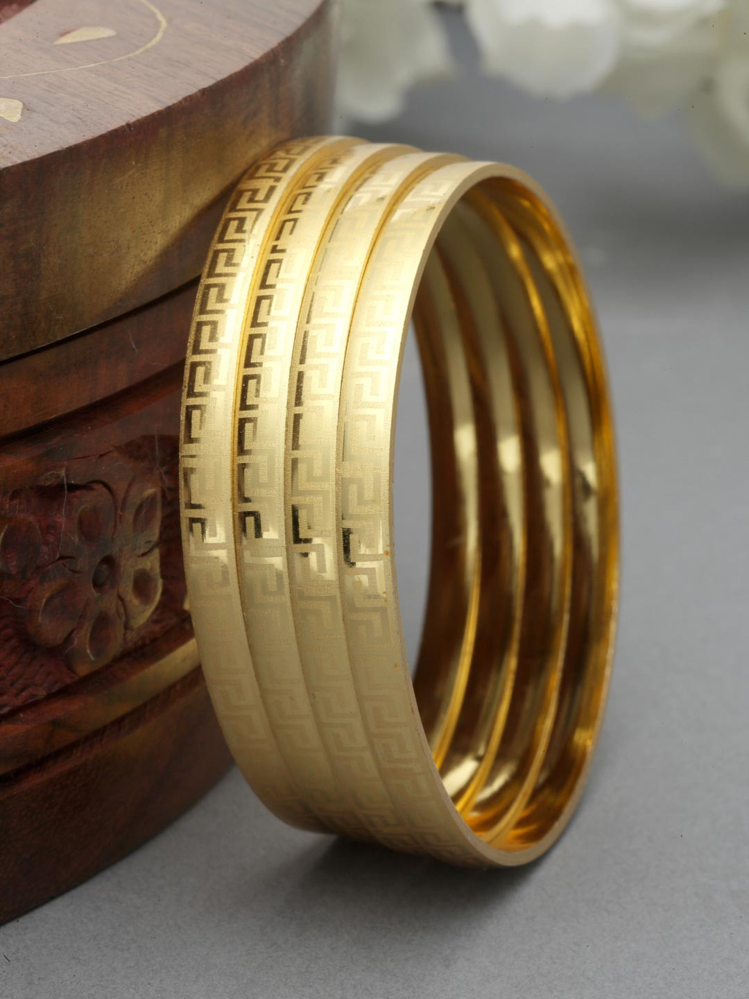 ZENEME Set Of 4 Gold-Plated Textured Bangles