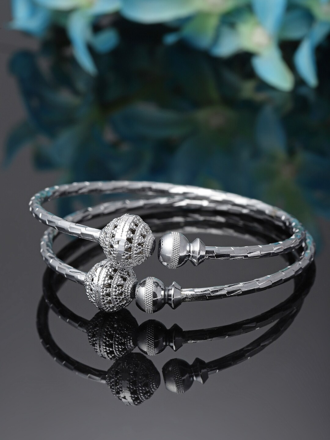 

ZENEME Women Set Of 2 Silver-Plated Bangle-Style Bracelet