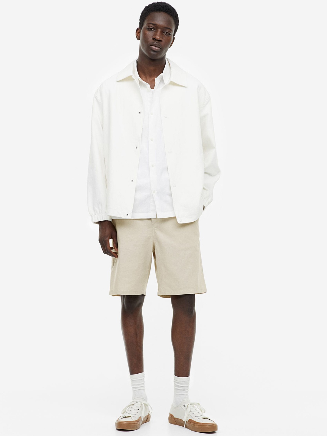 

H&M Men Relaxed Fit Linen-Blend Shorts, Beige