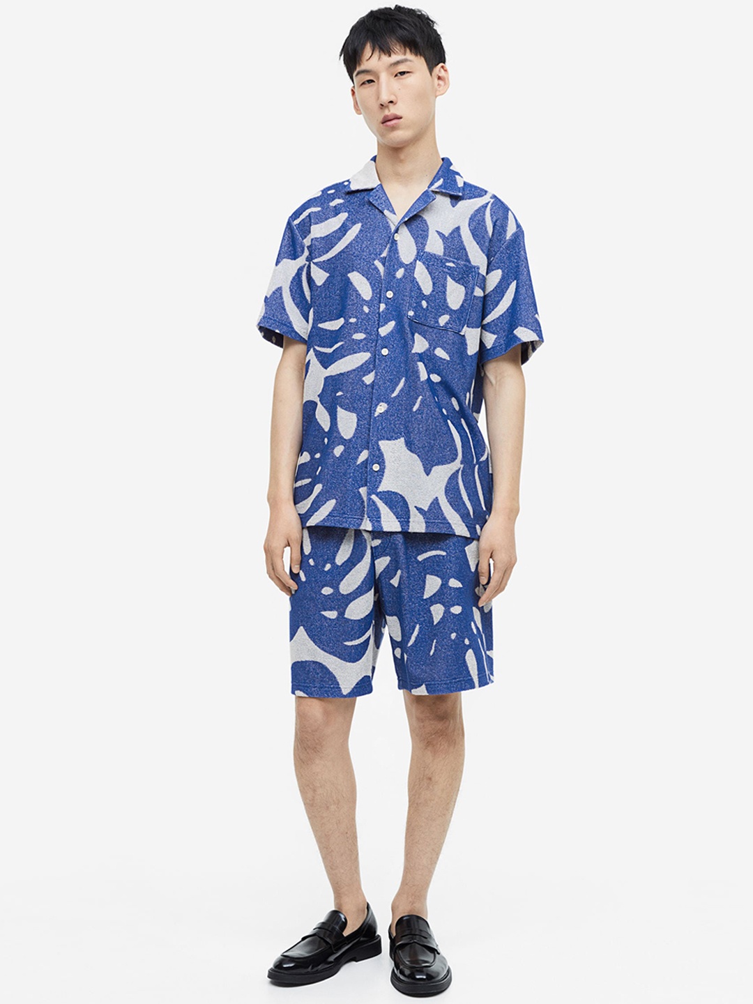 

H&M Men Regular Fit Terry Shorts, Blue