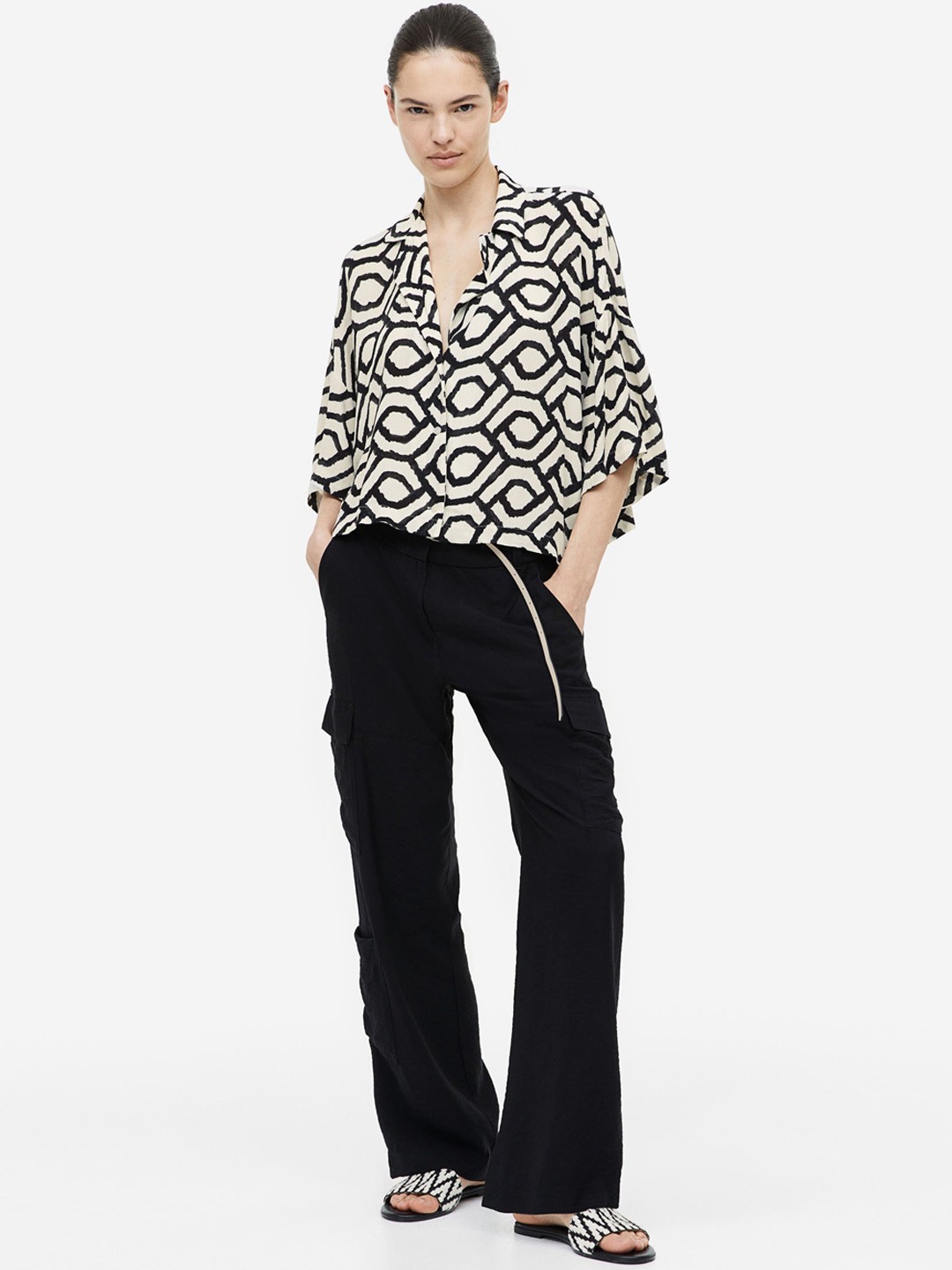 

H&M Women Satin Cargo Trousers, Black