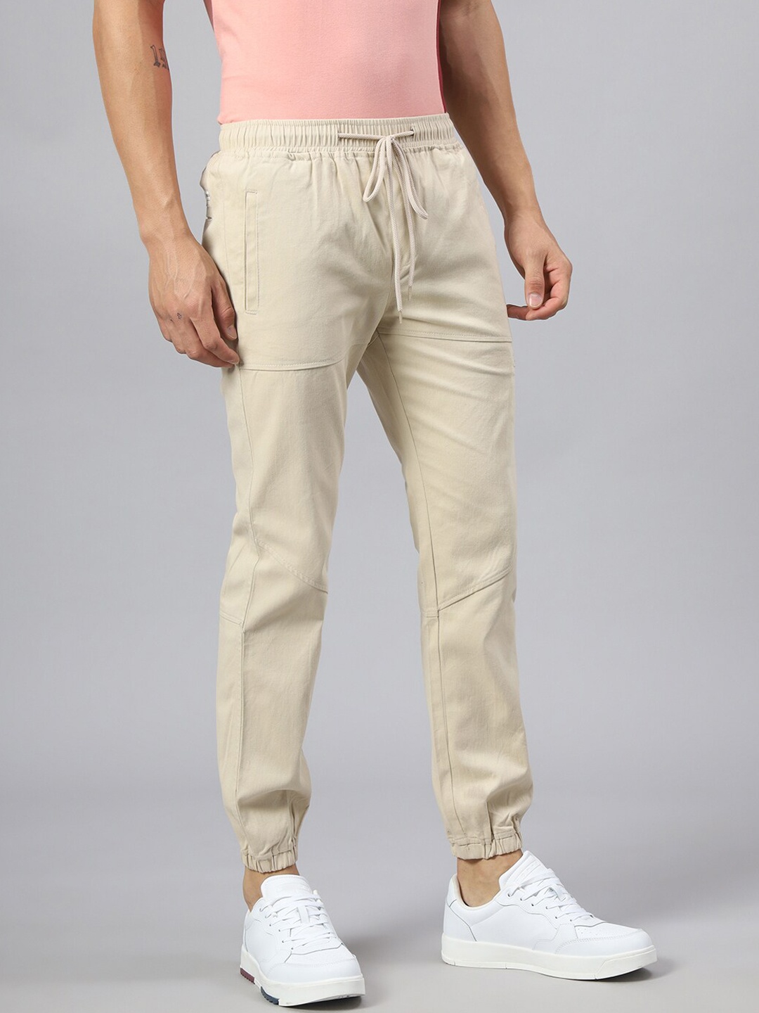 

Hubberholme Men Mid-Rise Smart Easy Wash Joggers, Beige