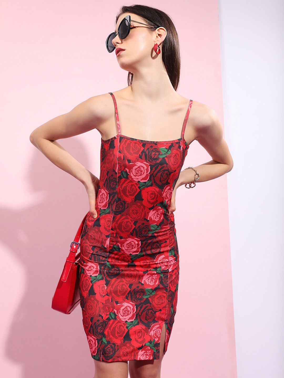 

Tokyo Talkies Red Floral Printed Shoulder Straps Bodycon Mini Dress