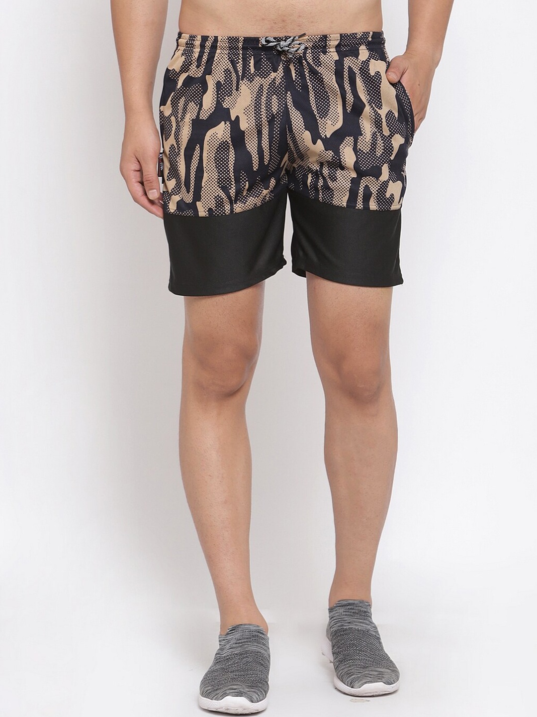

KLOTTHE Men Abstract Printed Rapid-Dry Sports Shorts, Black