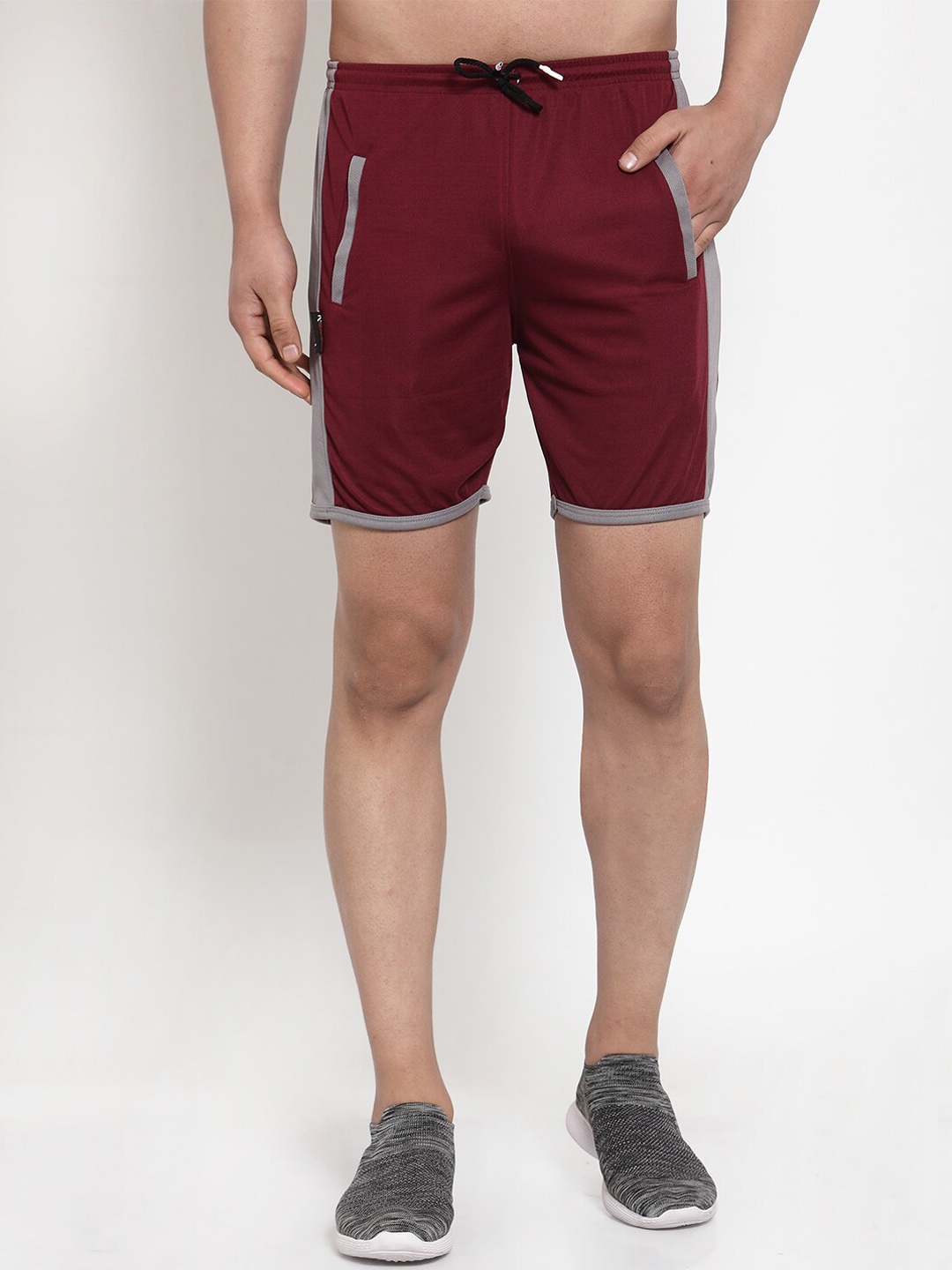 

KLOTTHE Colourblocked Rapid Dry Sports Shorts, Maroon
