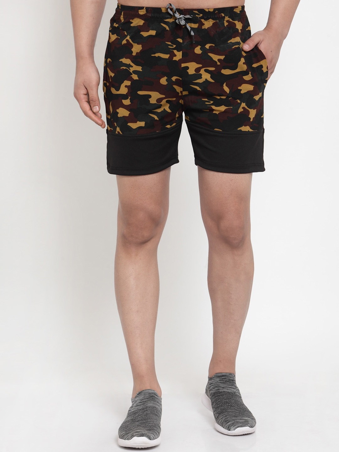 

KLOTTHE Camouflage Printed Rapid Dry Sports Shorts, Black