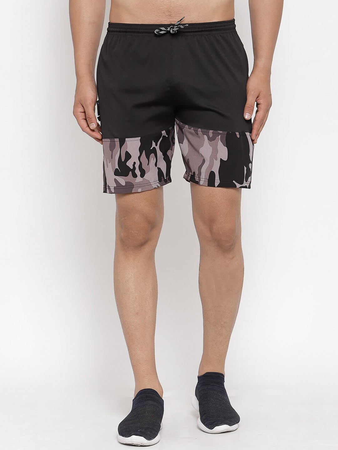 

KLOTTHE Camouflage Printed Rapid Dry Sports Shorts, Black