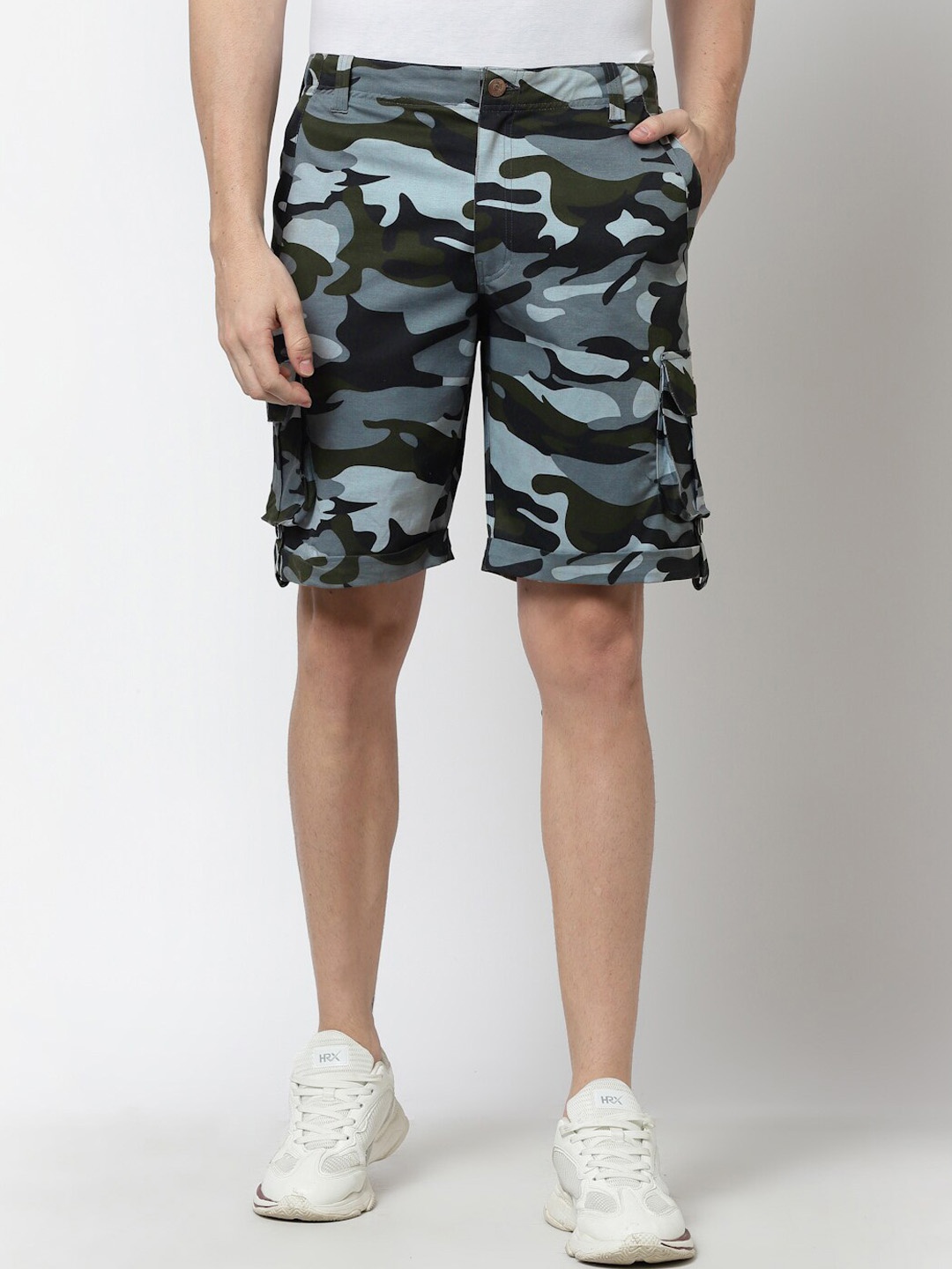

KLOTTHE Men Camouflage Printed Mid-Rise Cotton Shorts, Blue
