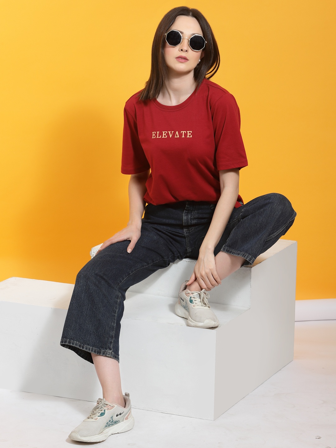 

Rigo Printed Drop-Shoulder Sleeves Oversized Fit Cotton T-shirt, Maroon