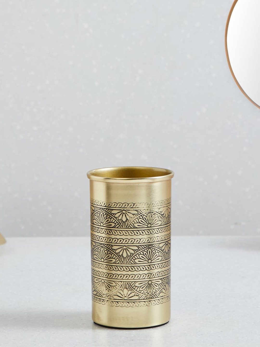 

Home Centre Nova Hoovu Gold-Toned Ethnic Motif Design Metal Tumbler