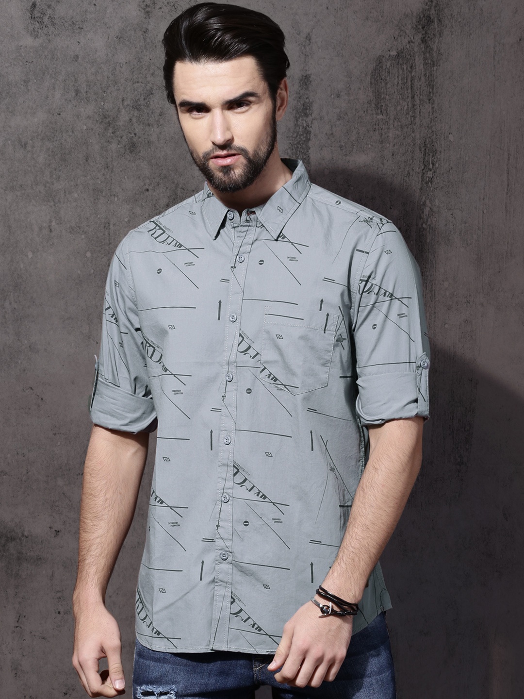 

Roadster Men Grey Regular Fit Printed Casual Shirt