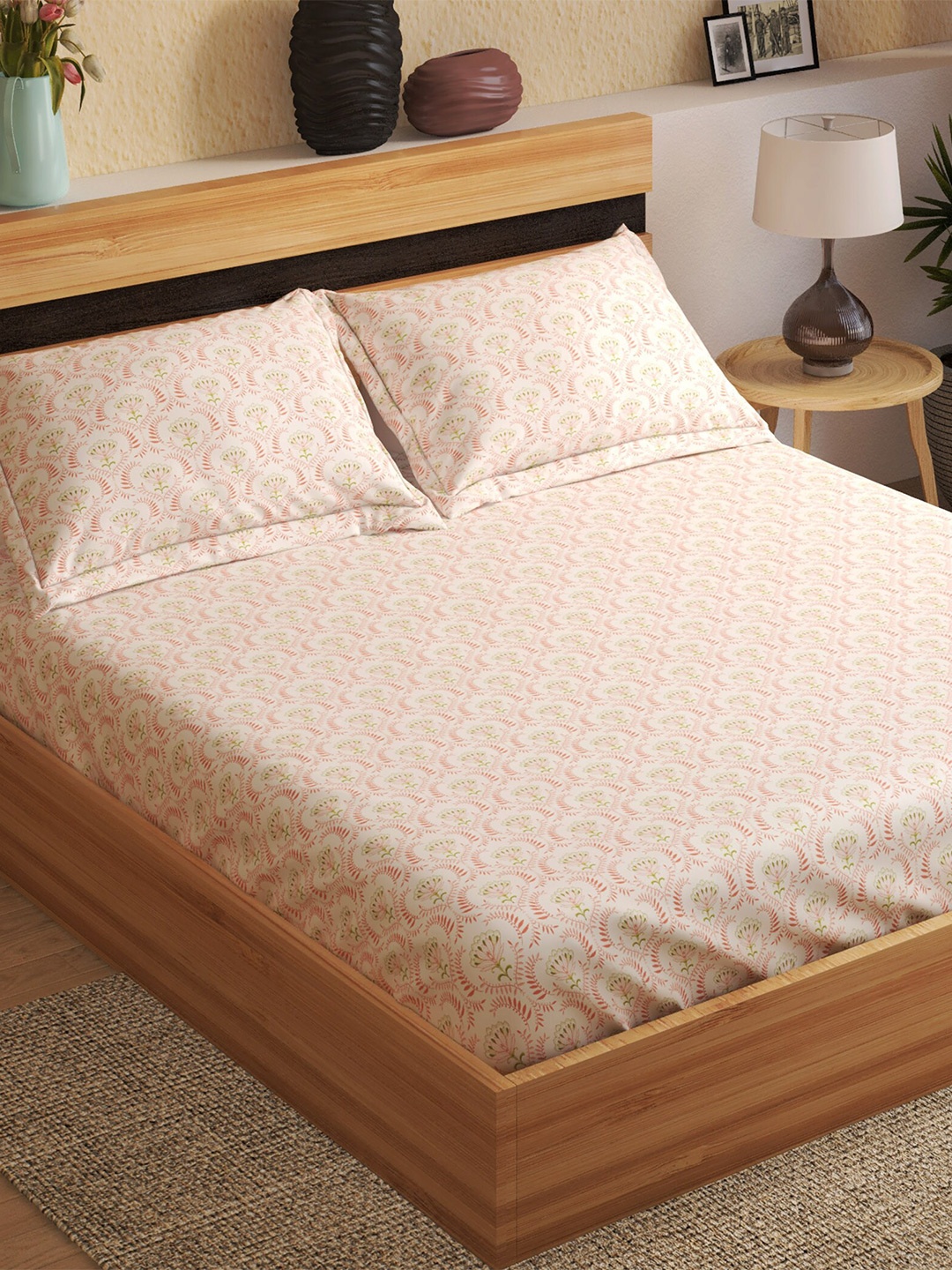 

Home Centre Peach-Coloured & White Floral 144 TC Cotton King Bedsheet With 2 Pillow Covers