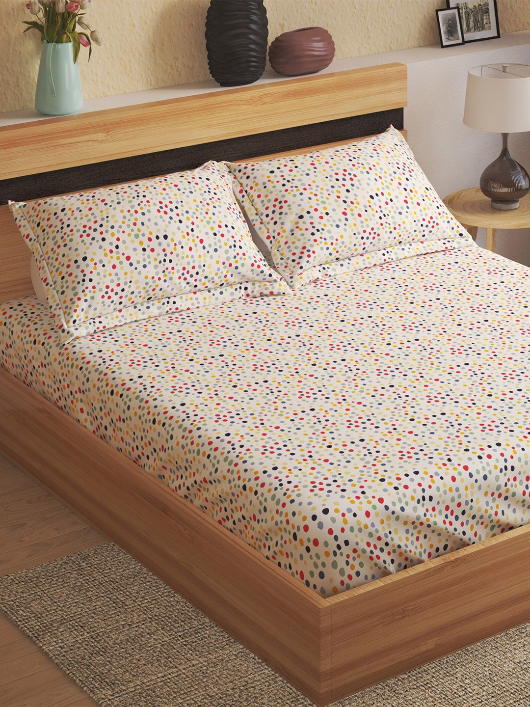 

Home Centre White & Yellow Printed 150 TC Cotton Queen Bedsheet With 2 Pillow Covers