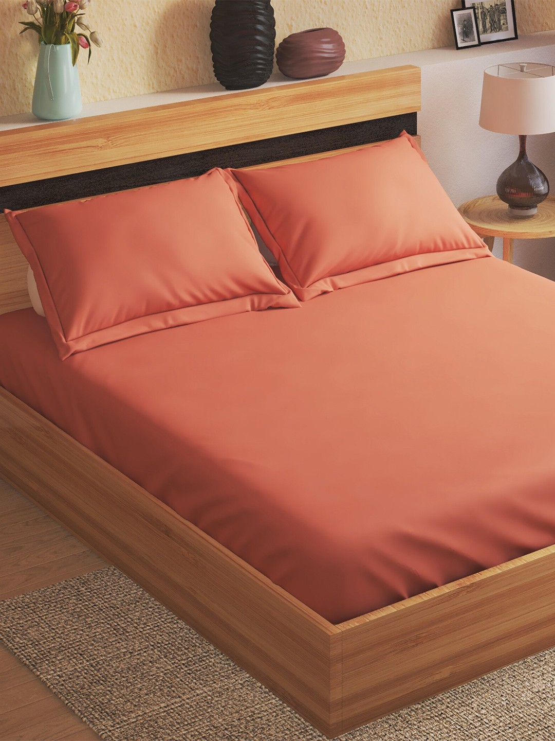 

Home Centre Rust 144 TC Cotton King Bedsheet With 2 Pillow Covers