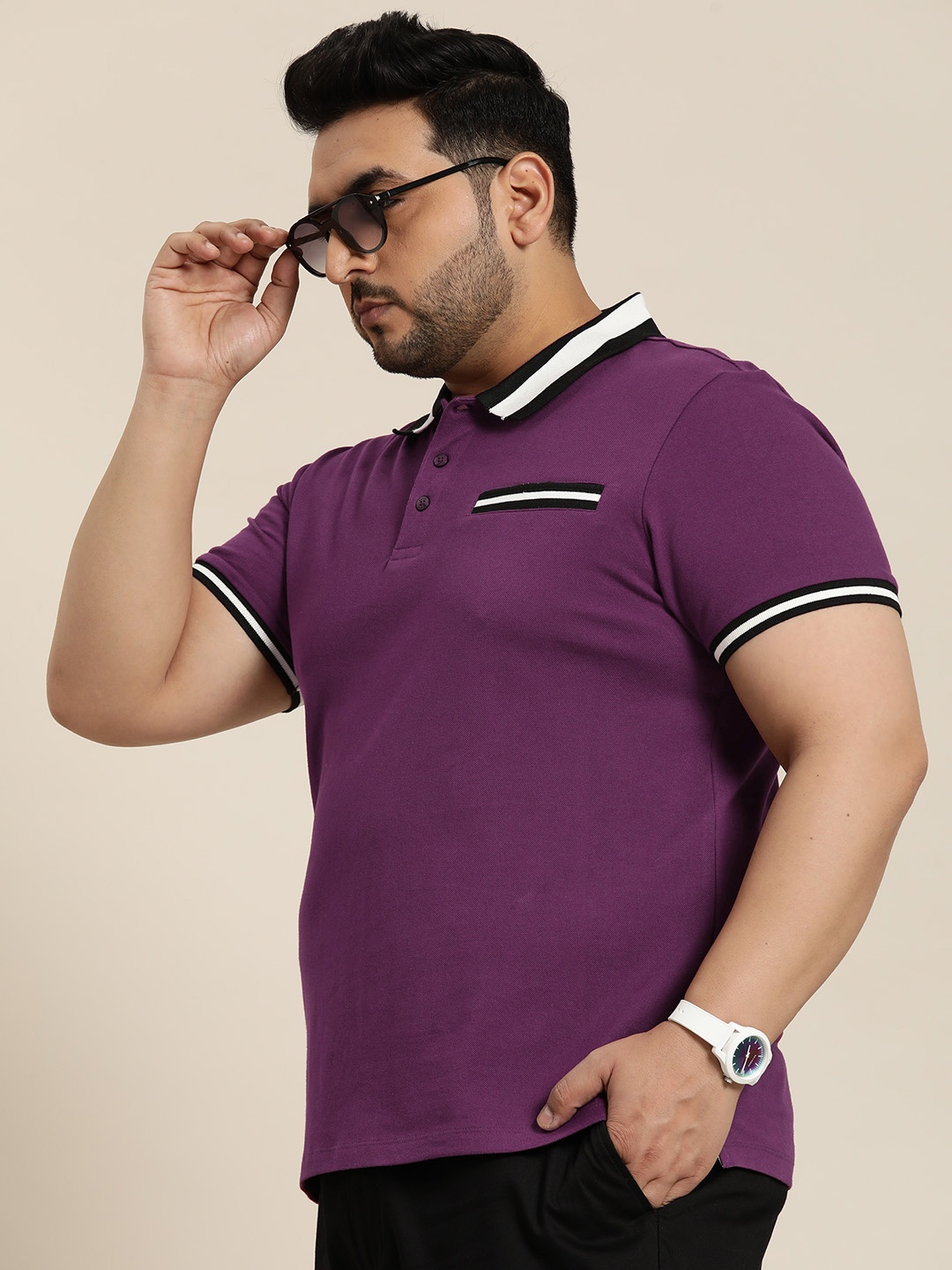 

Sztori Men Contrast Collar Polo Collar Cotton T-shirt, Purple