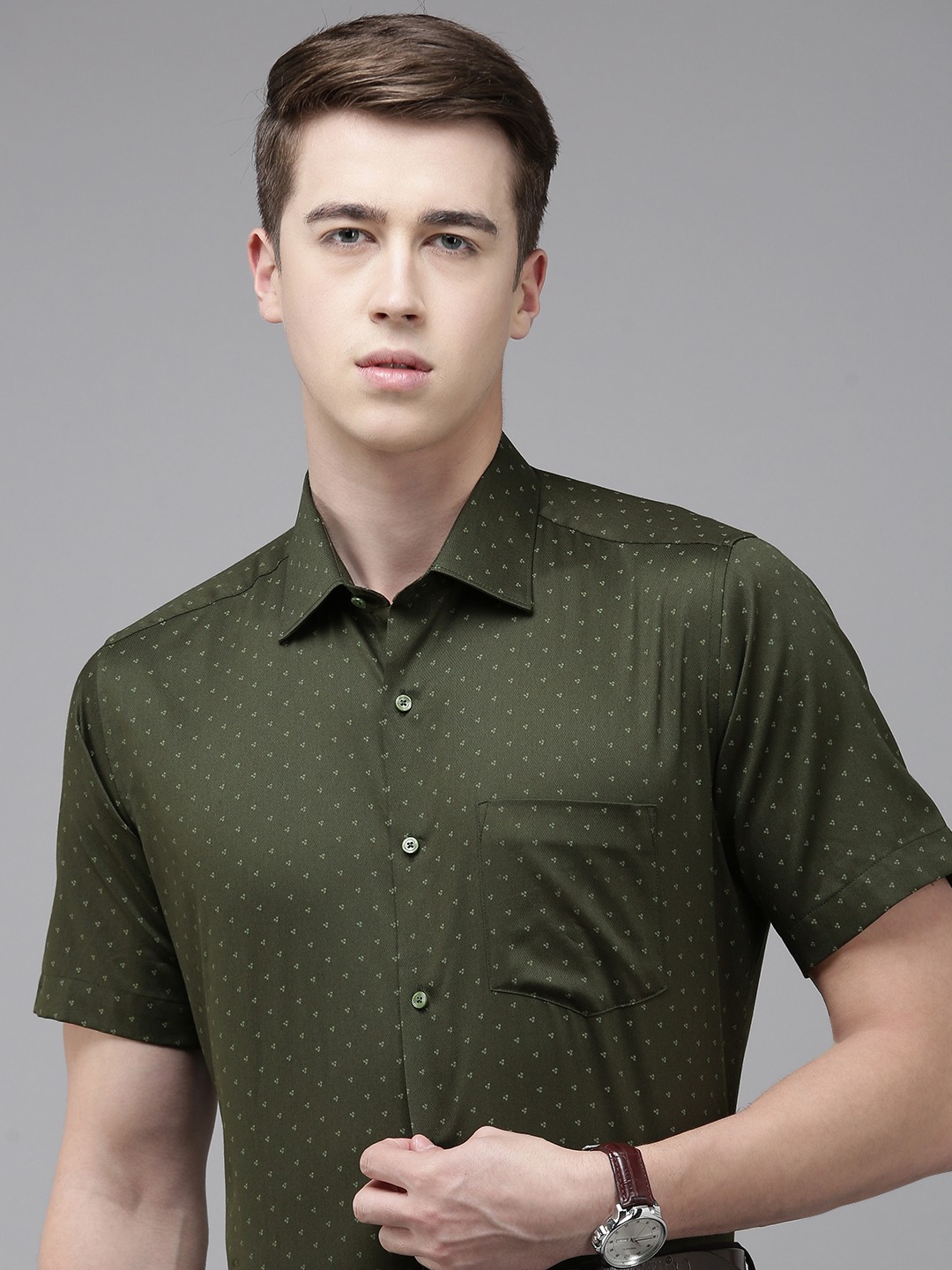 

Van Heusen Men Self Design Opaque Formal Shirt, Green