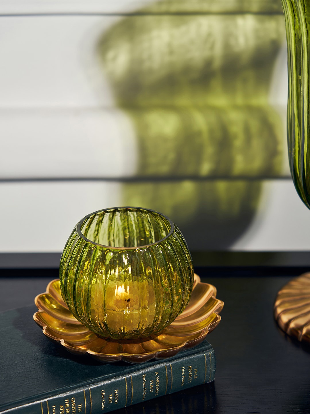 

Pure Home and Living Green & Beige Ribbed T-Light Candle Holder With Stand