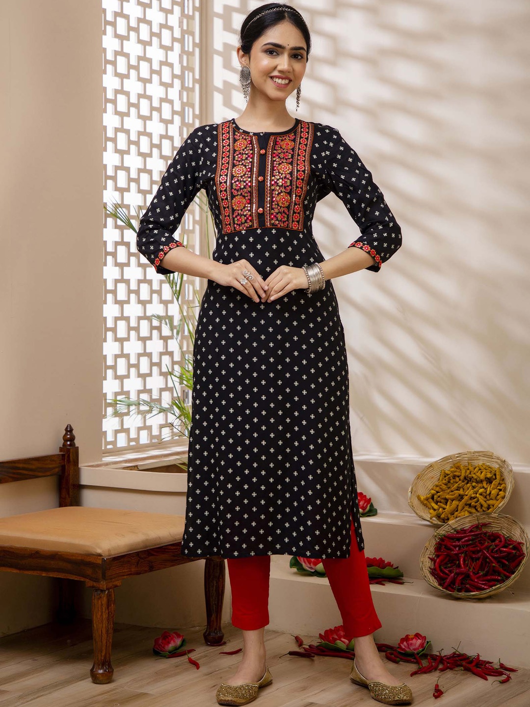 

FASHION DEPTH Floral Embroidered Mirror Work Straight Kurta, Black
