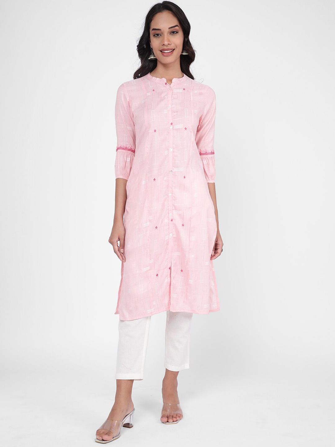 

R&B Floral Embroidered Mandarin Collar Kurta, Pink