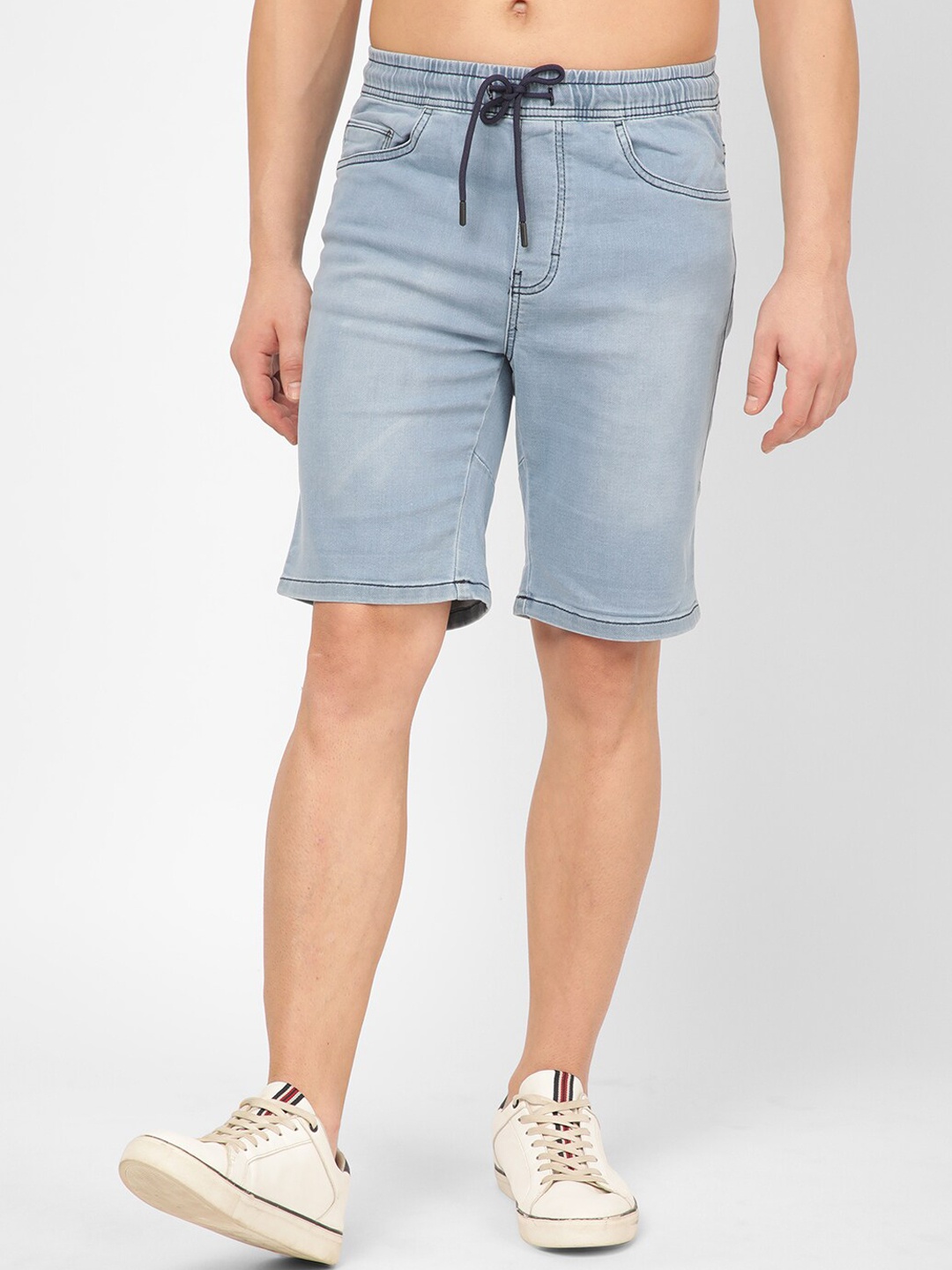 

R&B Men Mid-Rise Knee Length Washed Denim Shorts, Blue